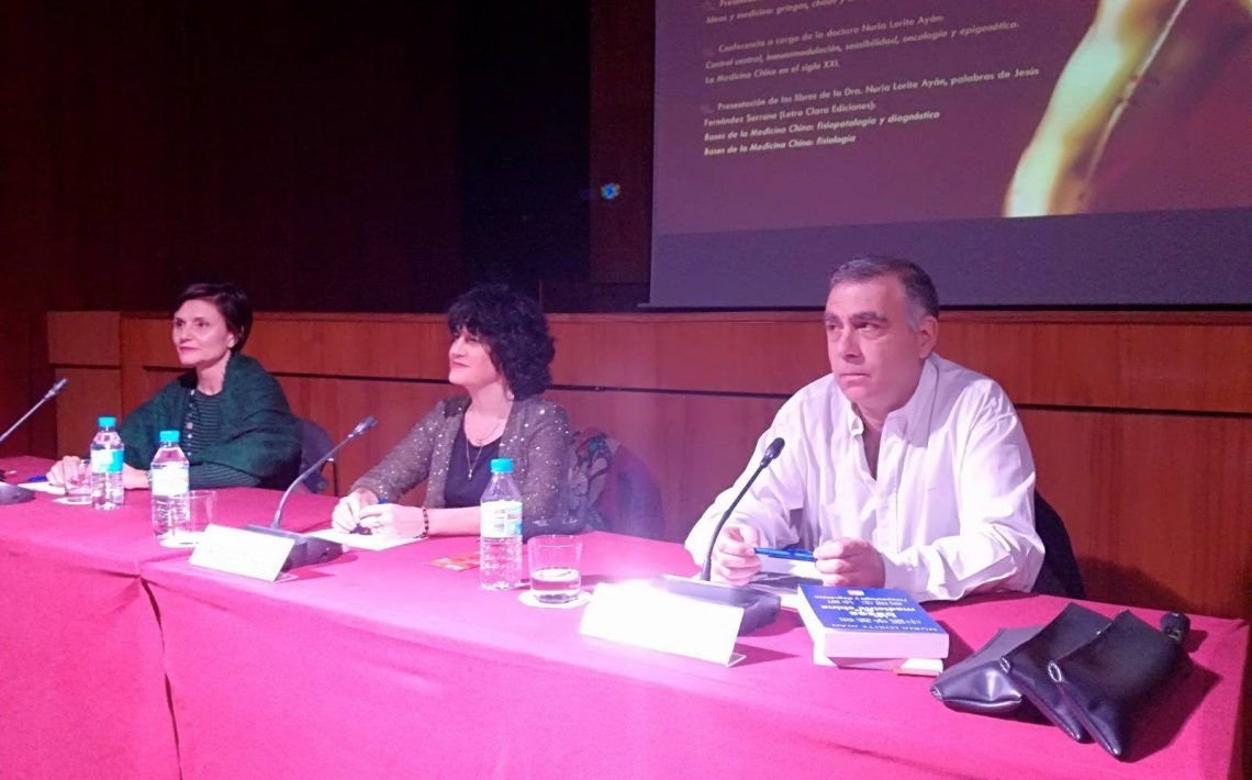 mesa de la presentación